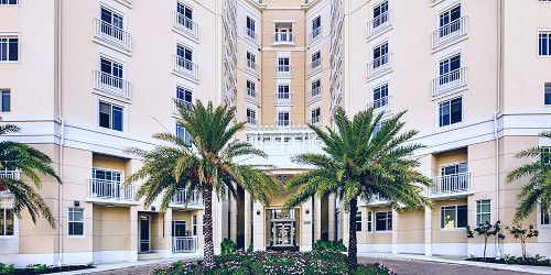 Fort Lauderdale Senior Living | The Meridian at Waterways